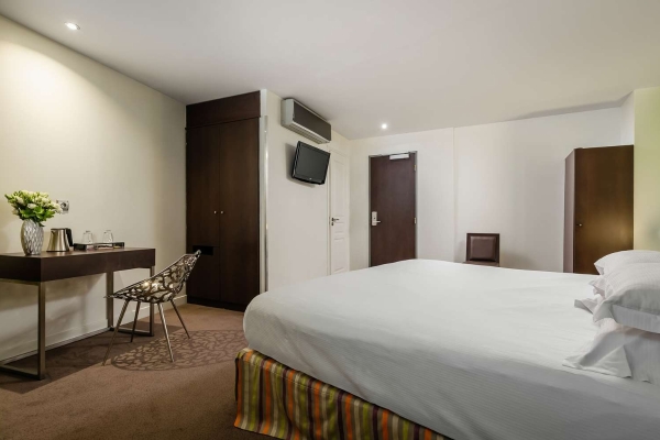 Hotel Arc De Triomphe